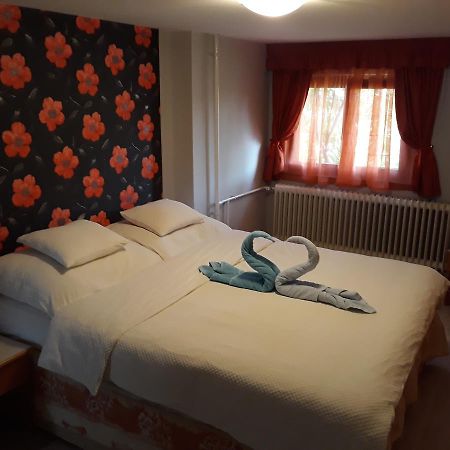 Rozsa Apartman Lenti Luaran gambar