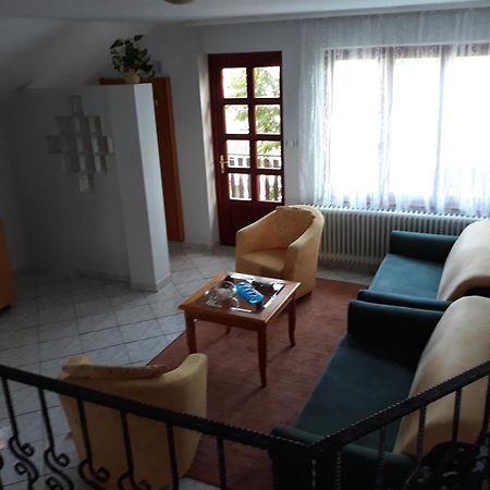 Rozsa Apartman Lenti Luaran gambar