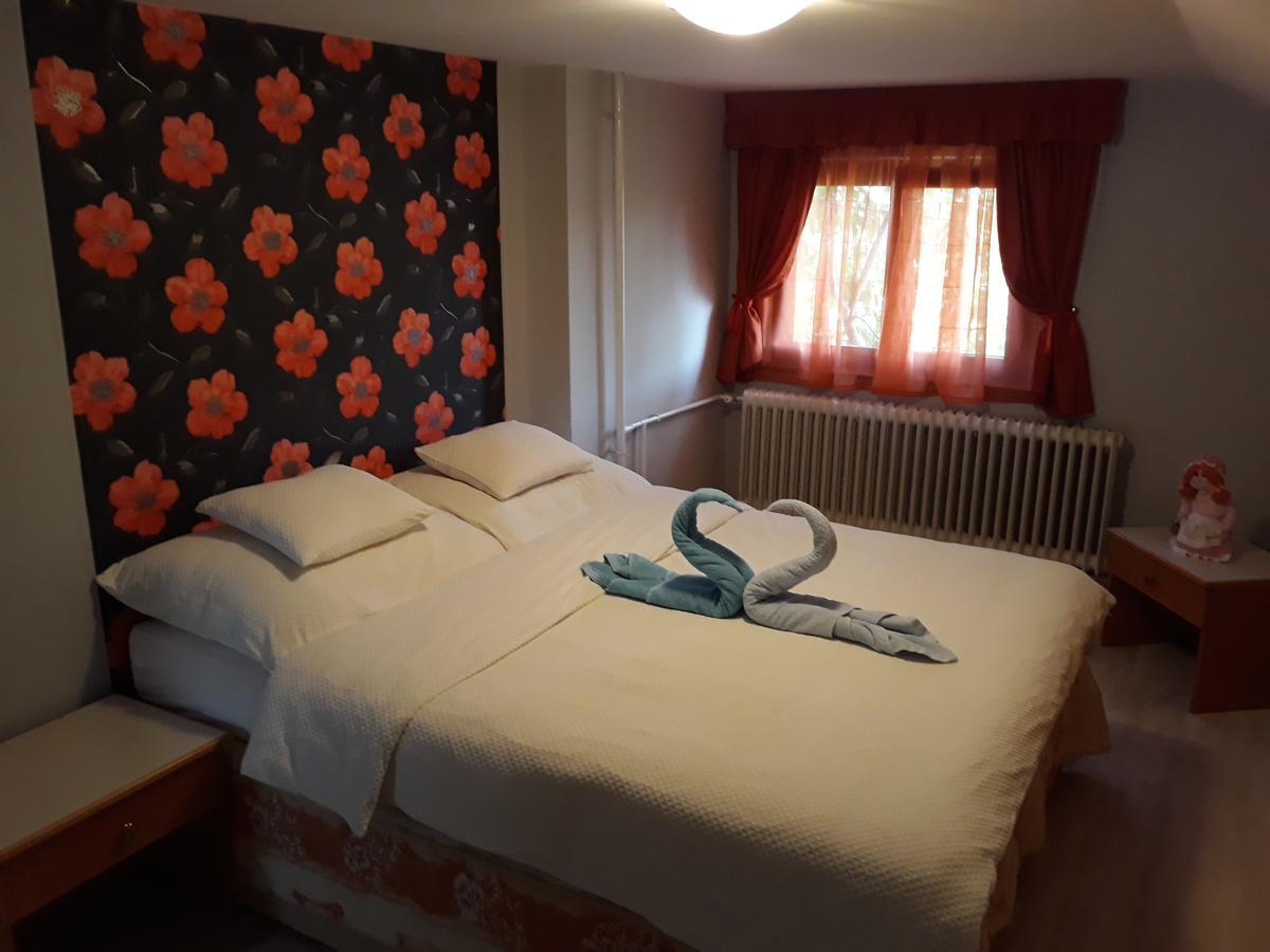 Rozsa Apartman Lenti Luaran gambar