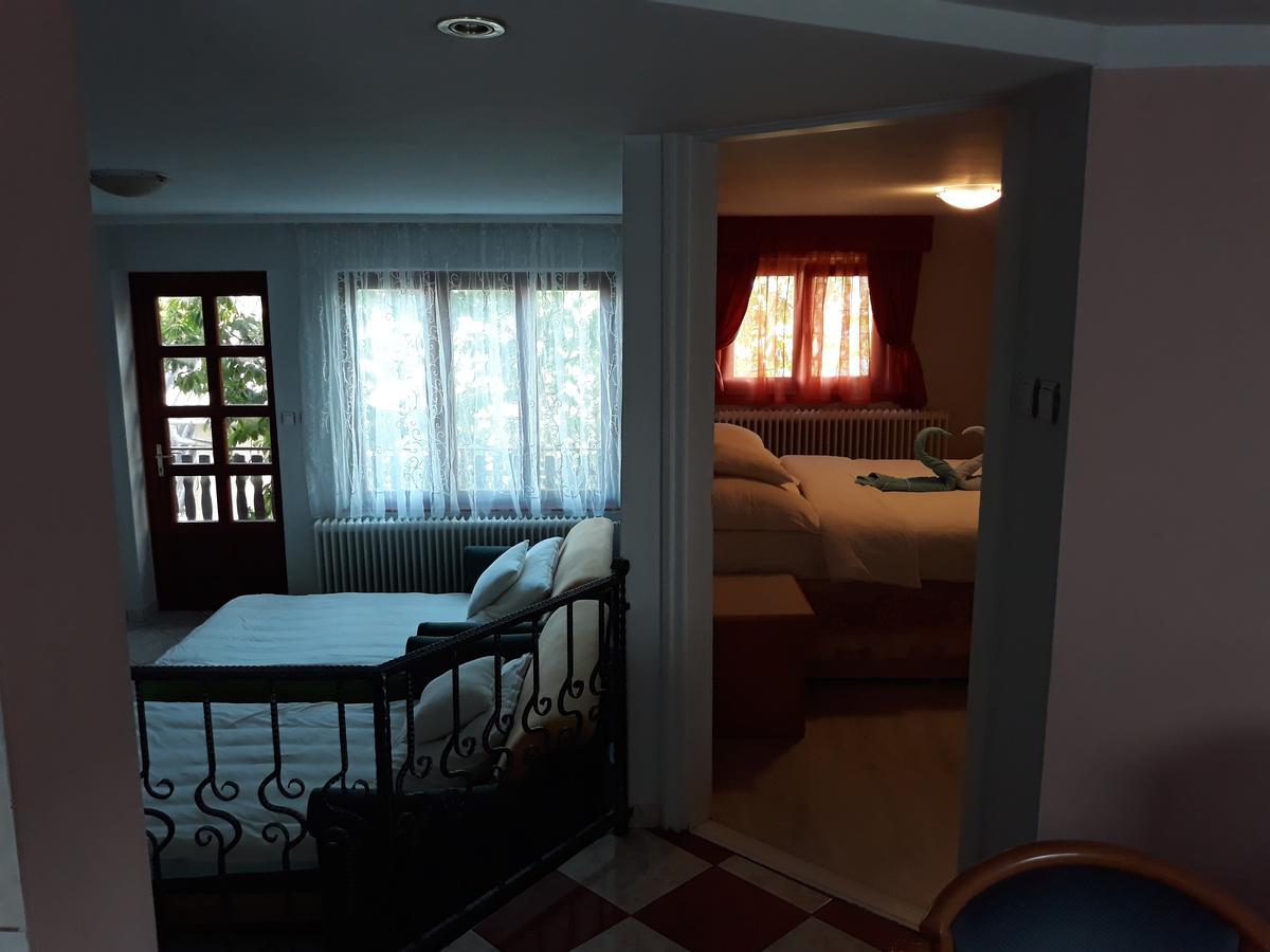 Rozsa Apartman Lenti Luaran gambar